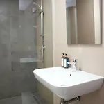 Rooftop Aparthotel