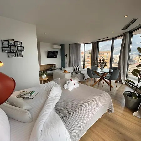 Rooftop Aparthotel Tirana