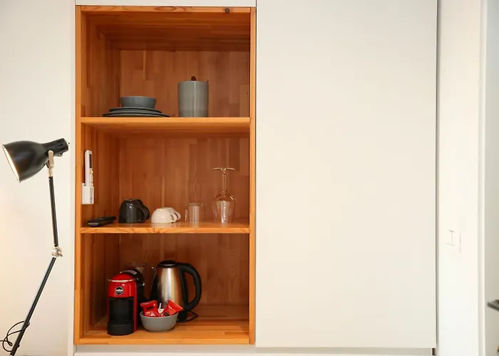 Rooftop 公寓式酒店 3*