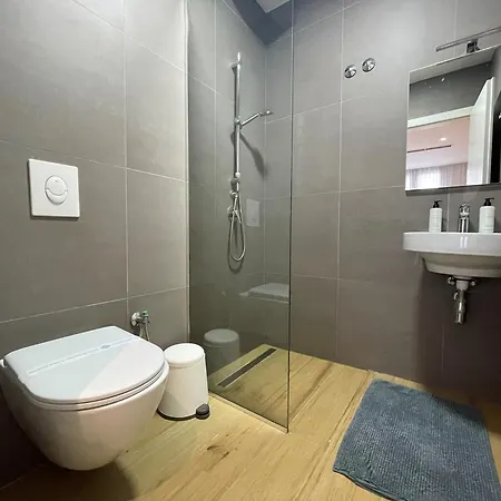 Rooftop Apart-hotel 3*