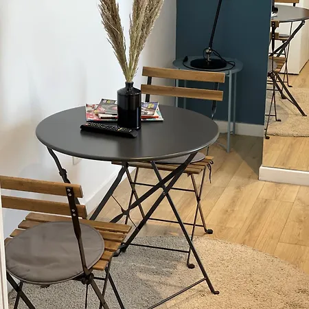 Rooftop Apartmanhotel Tirana